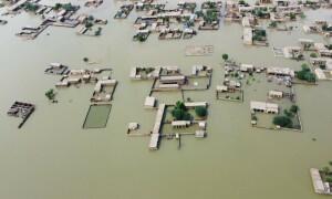 Flood-hit Pakistan seeks loss and damage &lsquo;compensation&rsquo; at COP27