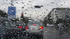 Karachi receives first drizzle of winter