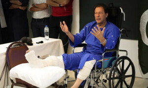 عمران خان حملے کی ایف آئی آر لیک، تین ناموں میں سے کتنے شامل ہوئے