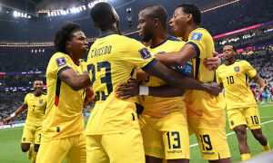Valencia brace hands Qatar bitter defeat