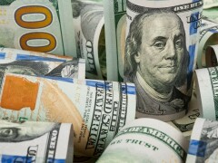 Dollar edges higher as China Covid worries spur defensive buying