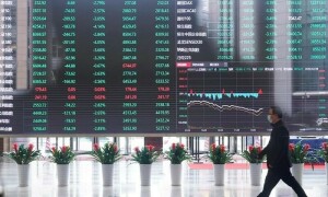 Asia shares, oil prices slide on China Covid outbreaks