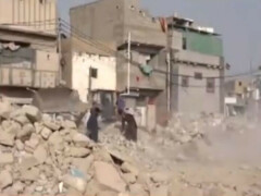 Residents of Karachi&rsquo;s Mujahid Colony lament injustice as homes get demolished