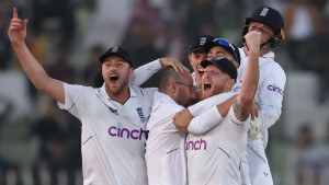 Records tumble in first Pakistan-England Test