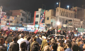 پی ٹی آئی لبرٹی چوک جلسے کے تصاویری مناظر