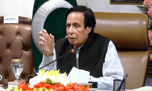 LHC reinstates CM Elahi after he assures of not dissolving Punjab Assembly