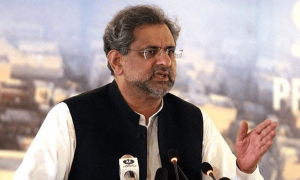 عدالت میں پیشی سے پہلے ہی شاہد خاقان عباسی کورونا وائرس سے متاثرہوگئے