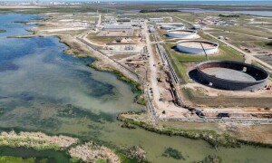Oil prices climb on easing China Covid curbs, concerns over US storm impact