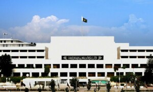ٹیکنوکریٹ سیٹ اپ کا چرچہ۔ آئین میں اسملبی کی مدت بڑھانے کی گنجائش موجود