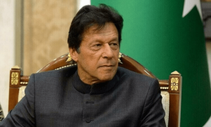 عمران خان کو پارٹی سربراہی سے ہٹانے کا کیس، الیکشن کمیشن کو کارروئی سے روک دیا گیا