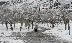 بلوچستان میں شدید سردی سے پائپوں میں پانی جم گیا، کراچی میں یخ بستہ ہوائیں