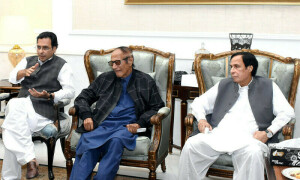 Chaudhry Shujaat Hussain suspends party membership of Pervez Elahi