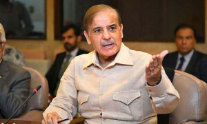 وزیراعظم کی اسحاق ڈار کو مہنگائی پر قابو پانے کیلئے اقدامات کی ہدایت