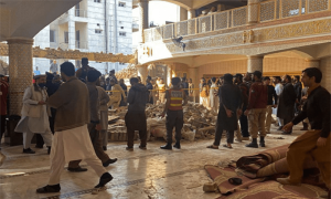 پشاور دھماکا: شہادت پانے والے پولیس افسر کے نام سے موسوم مسجد بھی شہید