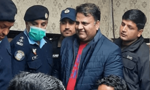 فواد چوہدری کی عدم پیشی: آئی جی پنجاب اور اسلام آباد کو نوٹس جاری