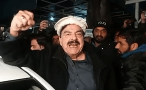 عدالت نے شیخ رشید کو مری پولیس کے حوالے کر دیا