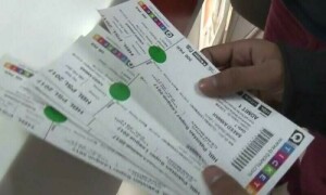 پی ایس ایل 8: میچز کے ٹکٹ کیسے اور کتنے میں مل سکتے ہیں؟