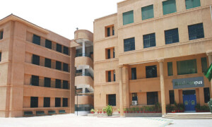 حیدرآباد: اسکول میں طالبہ چھت سے گر کر جاں بحق، اسکول رجسٹریشن معطل