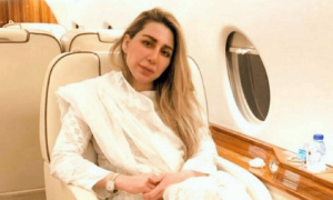 منی لانڈرنگ کا الزام، ایف آئی اے نے فرح گوگی کو طلب کرلیا