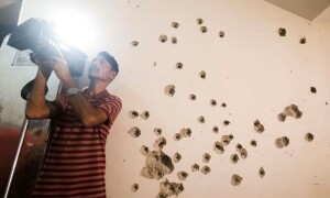 کراچی پولیس آفس حملہ: ہلاک دہشتگردوں کی شناخت ہوگئی، ناقص سیکیورٹی حملے کی وجہ بنی