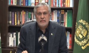 عمران خان کو لانے والے کہتے ہیں یہ رہ جاتے تو پاکستان ٹوٹ جاتا، اسحاق ڈر
