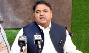 مریم نواز اپنی سیاست اور پارٹی میں انتشار پر غور کریں، فواد چوہدری