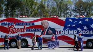 Senior Republicans rally behind Trump after criminal indictment