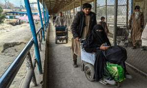 برطانیہ جانے کے اہل سیکڑوں افغان پاکستان میں پھنسے ہونے کا انکشاف