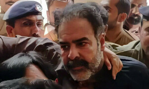 سابق پرنسپل سیکرٹری محمد خان بھٹی کو اینٹی کرپشن نے گرفتار کرلیا