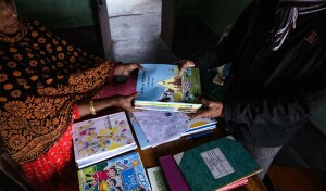 درسی کتابوں سے مغل تاریخ غائب کرنے کے بعد مودی حکومت کا نیا منصوبہ بےنقاب