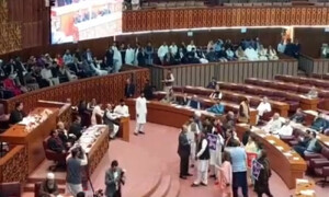 سپریم کورٹ پروسیجر اینڈ ریگولیشنز بل پارلیمان میں کثرت رائے سے منظور، لاہور ہائیکورٹ میں چیلنج