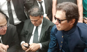 عمران کی درخواست پر زمان پارک کیخلاف آپریشن رکوانے کیلئے لاہور ہائیکورٹ کی سفارش