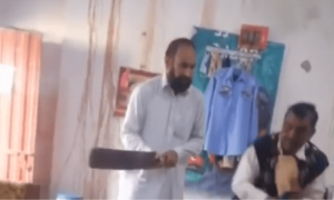 اسلام آباد کے تھانہ کھنہ میں ملزم پر تشدد کی ویڈیو سامنے آگئی