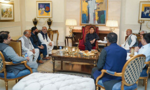 پی ٹی آئی کا آزاد کشمیر اسمبلی میں اپوزیشن کی نشستوں پر بیٹھنے کا فیصلہ