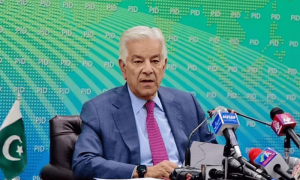 مذاکرات نہیں ہونے چاہیے یہ وقت کا ضیاع ہے، خواجہ آصف