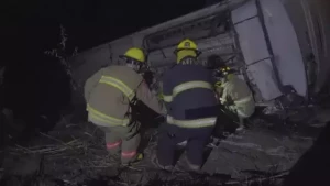 Mexico bus plunges off cliff, at least 18 die