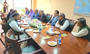 حکومت اور پی ٹی آئی کے درمیان مذاکرات کا وقت تبدیل، بریک تھرو متوقع
