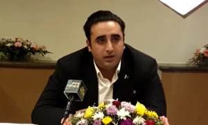 بھارت تعلقات کی بحالی کیلئے کشمیر پر یکطرفہ فیصلہ واپس لے، وزیر خارجہ کا مطالبہ