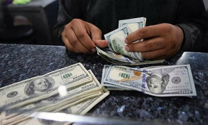 عمران خان کی گرفتاری کا اثر، ڈالر تاریخ کی بلند ترین سطح عبور کرگیا
