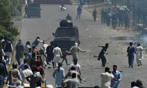 پشاور میں ریڈیو پاکستان پر حملہ، اسلام آباد، پنجاب خیبرپختونخوا میں فوج طلب