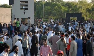 کور کمانڈر ہاؤس پر حملہ آوروں کی شناخت کیلئے 2 لاکھ روپے فی کس انعام کا اعلان