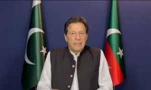 زمان پارک میں پولیس آپریشن کا خدشہ، یہ میری آخری ٹویٹ ہے، عمران خان