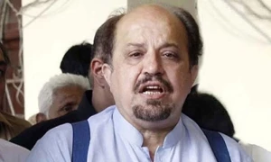فردوس شمیم نقوی کو کراچی سے سکھر جیل بھیج دیا گیا
