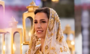 ولی عہد کی شادی: اُردن اور سعودی ثقافت سے متاثرشہزادی رجوہ کا شاہانہ جوڑا