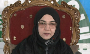 تحریک انصاف کی وکٹیں گرنے کا سلسلہ آج بھی جاری