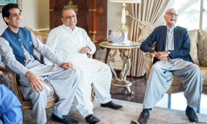 جہانگیر ترین کی نئی پارٹی کے ناموں پر آج پھر بیٹھک لگے گی