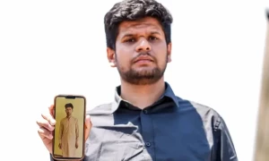 &rsquo;اس امید پر یونان آیا ہوں، شاید چچا کی زندگی کا کوئی اشارہ ملے&lsquo;