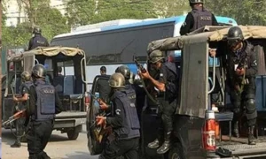 لاہور: مبینہ پولیس مقابلے کے دوران دوہرے قتل میں ملوث ملزم ہلاک