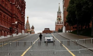 Rebel Russian mercenaries will turn back to avoid bloodshed, says leader