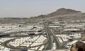 منیٰ کے صدیوں پرانے تاریخی مقامات